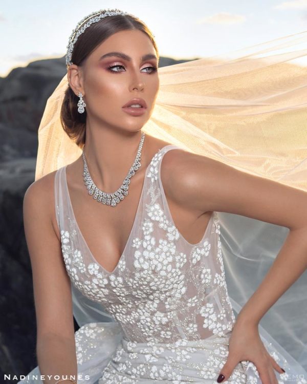 White Collections - Image 2